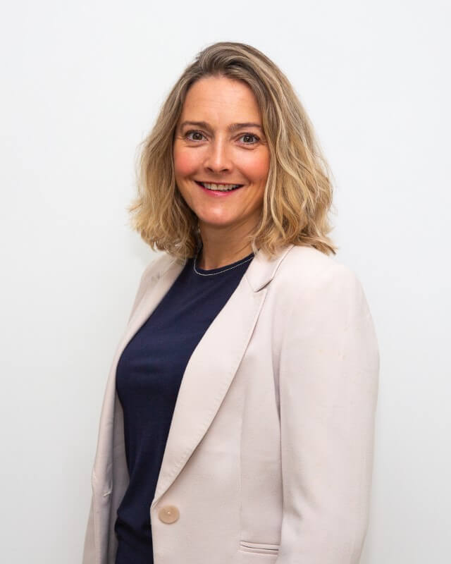 Natalie-Profile-Shot